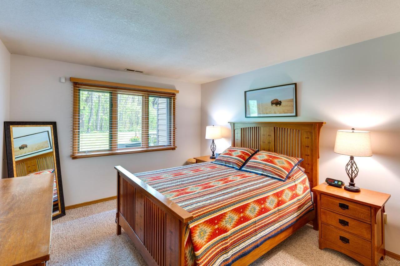 Family-Friendly Galena Rental Golf Course Access! Exterior photo