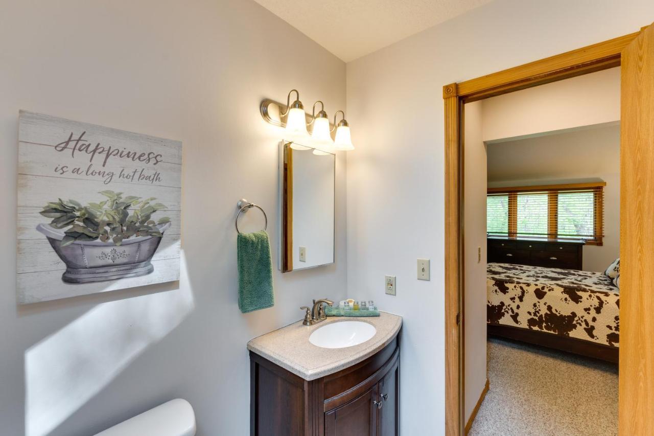 Family-Friendly Galena Rental Golf Course Access! Exterior photo