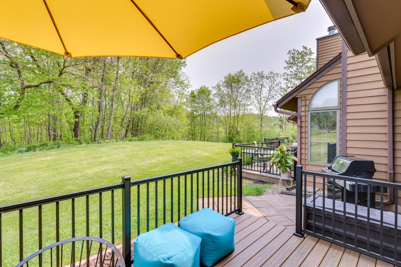 Family-Friendly Galena Rental Golf Course Access! Exterior photo